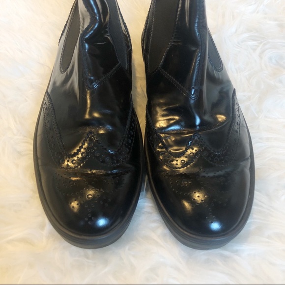 Tod’s Cap-Toe Chelsea Boots - Picture 3 of 6